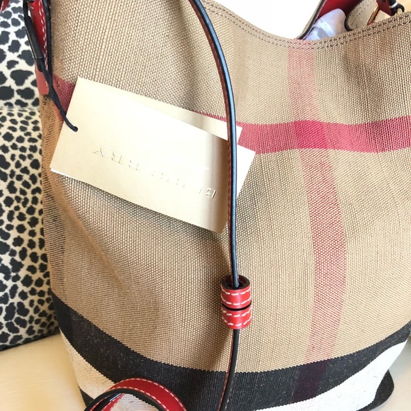 Burberry authentic bag NWT - Picture 4 of 6